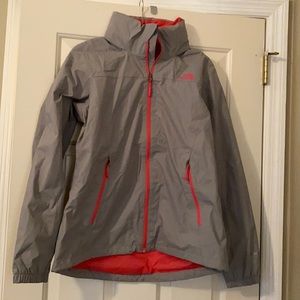 North Face Resolve Jacket